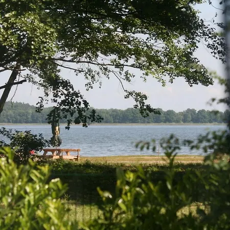 On Grimnitzsee With Views Holiday home