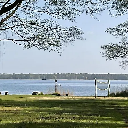 On Grimnitzsee With Views *